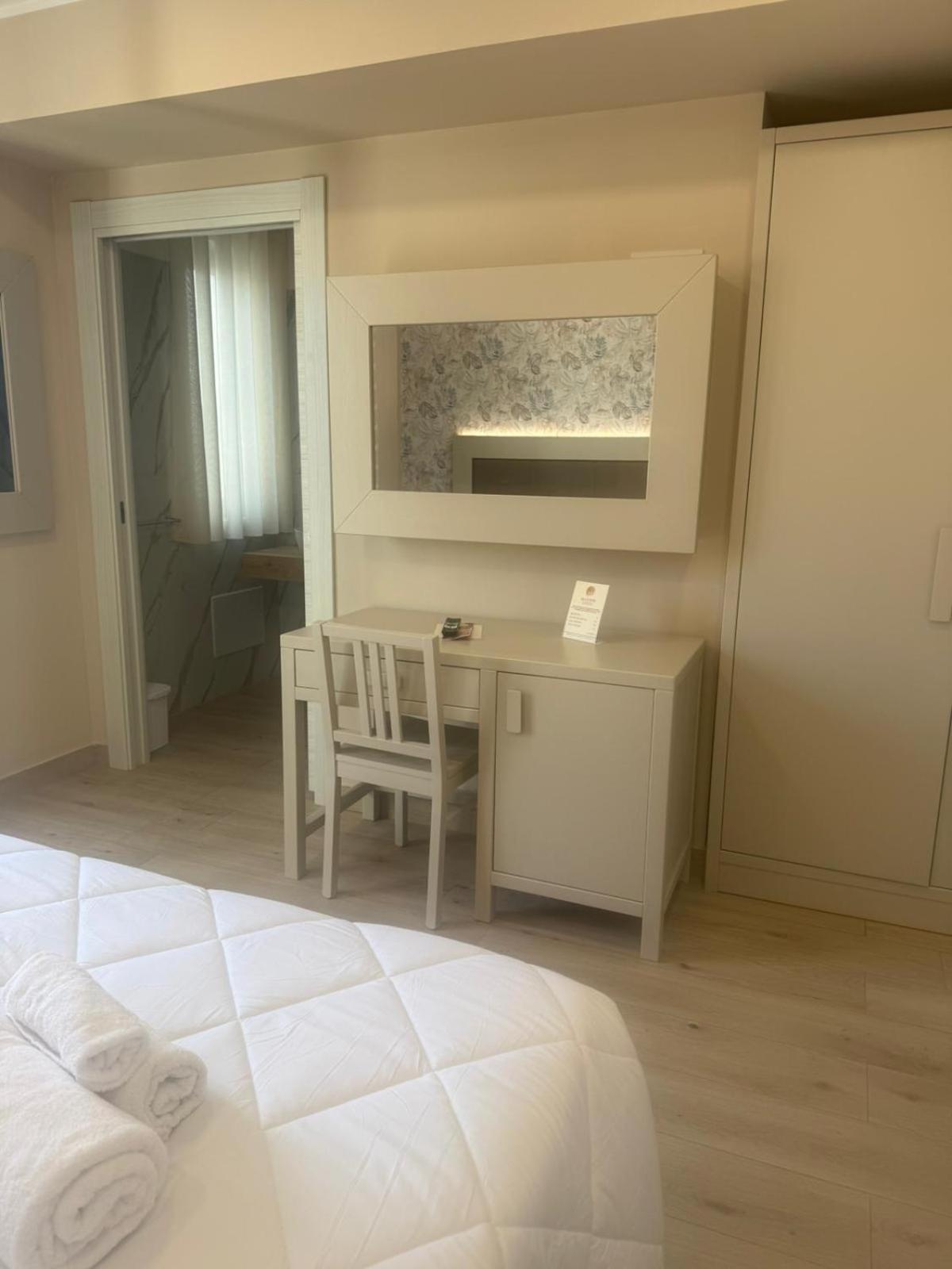Hotel Palace Gioia Tauro Εξωτερικό φωτογραφία